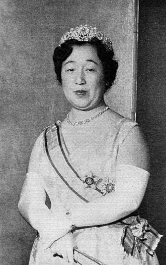 香淳皇后〔昭和天皇の皇后〕